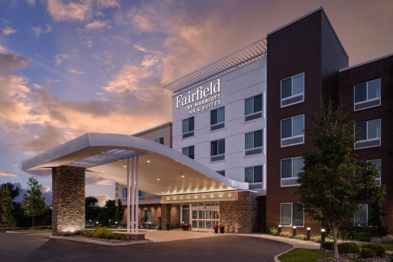Fairfield Inn & Suites By Marriott Cleveland Tiedeman Road Brooklyn エクステリア 写真
