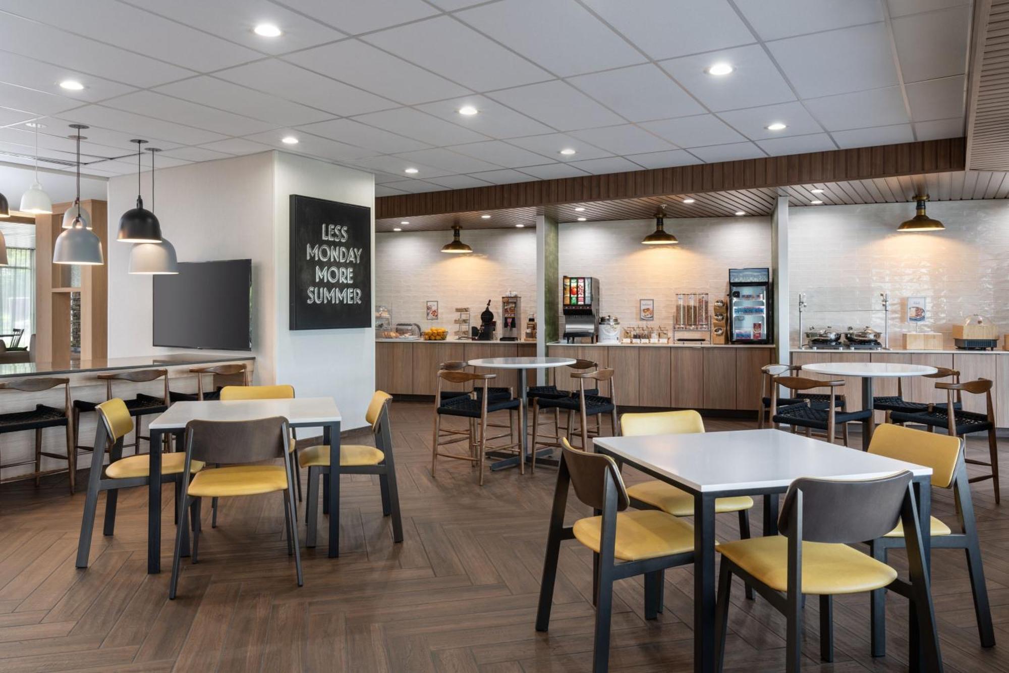 Fairfield Inn & Suites By Marriott Cleveland Tiedeman Road Brooklyn エクステリア 写真
