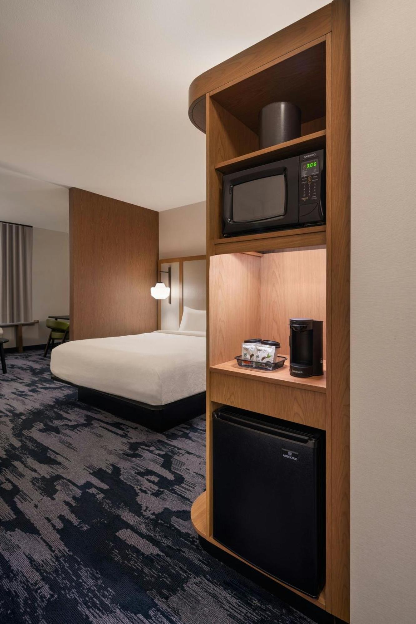 Fairfield Inn & Suites By Marriott Cleveland Tiedeman Road Brooklyn エクステリア 写真